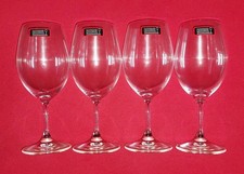 Vier Riedel Weingläser